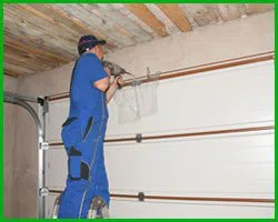 Master Garage Door Service Hollywood, FL 954-256-1857 - sidebar-emergency-t-07-gr-19m